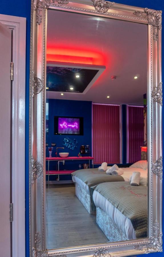 Luxury Apartments Liverpool City Center Екстер'єр фото